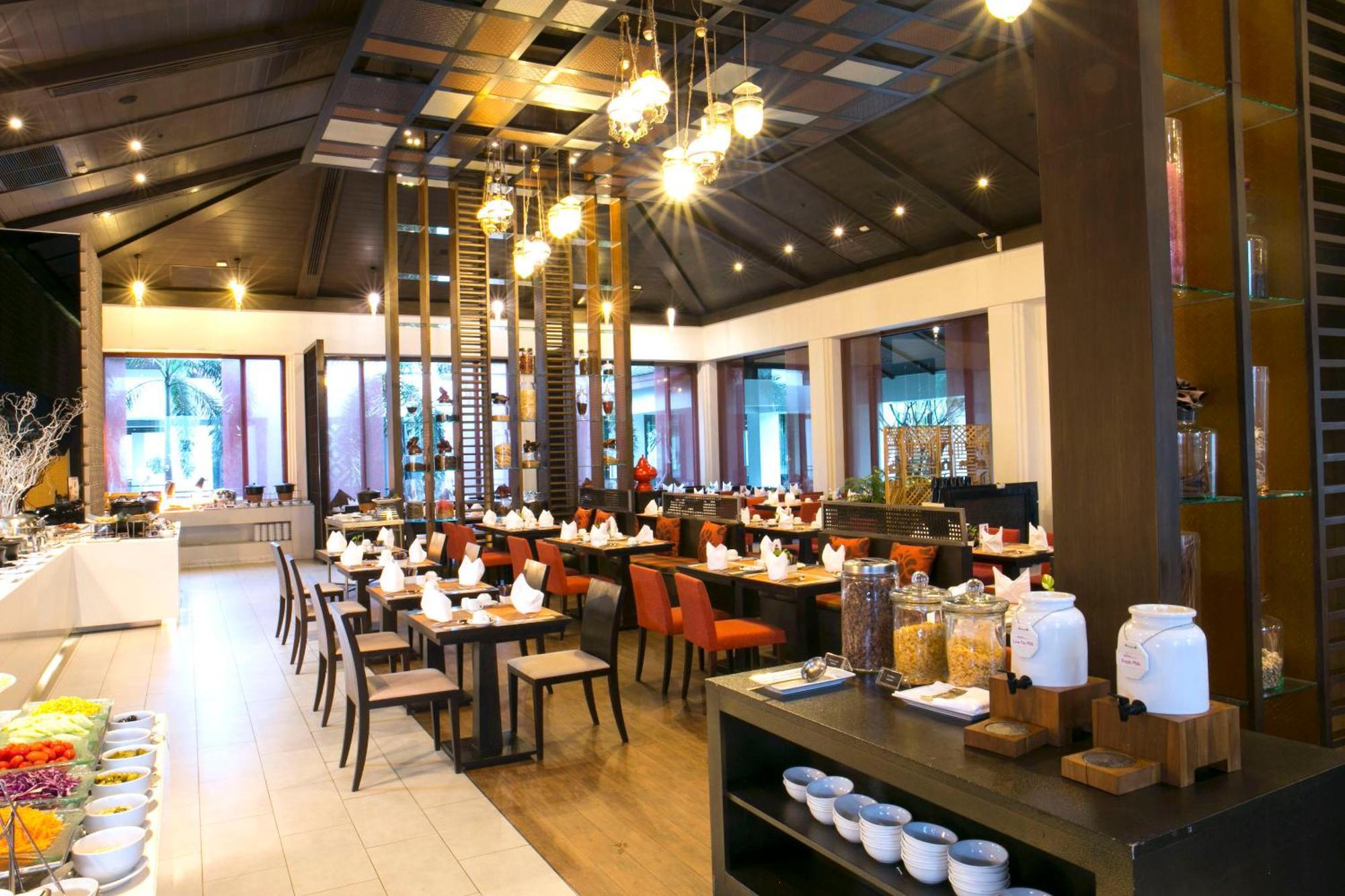 Avani Khon Kaen Hotel & Convention Centre Exterior foto